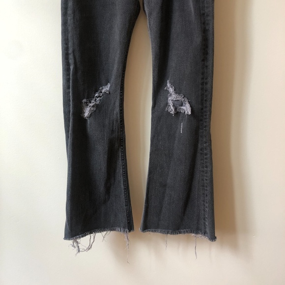 RAG & BONE 10" crop flare raw hem distressed jean in wash black thorne | size 24 - Picture 5 of 9